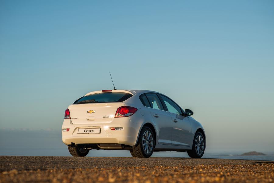  Chevrolet Cruze Hatchback 2015 года  (ZA) (фото 11 из 14)